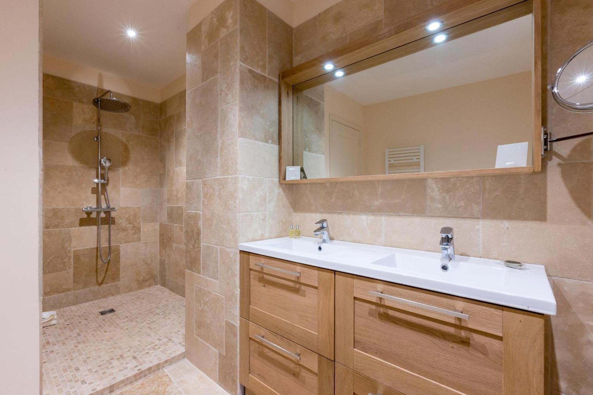Le Cara Omael 2D Apartment Beaune  Cameră foto