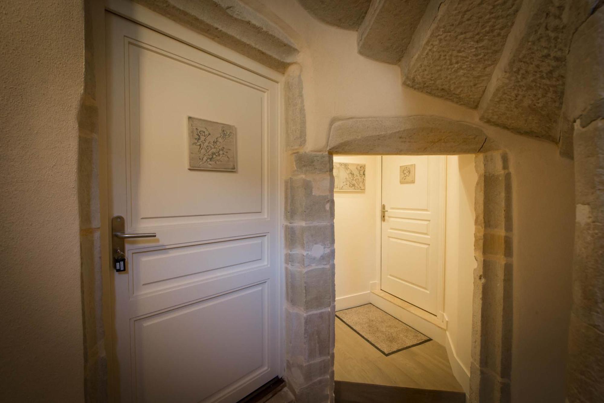 Le Cara Omael 2D Apartment Beaune  Exterior foto
